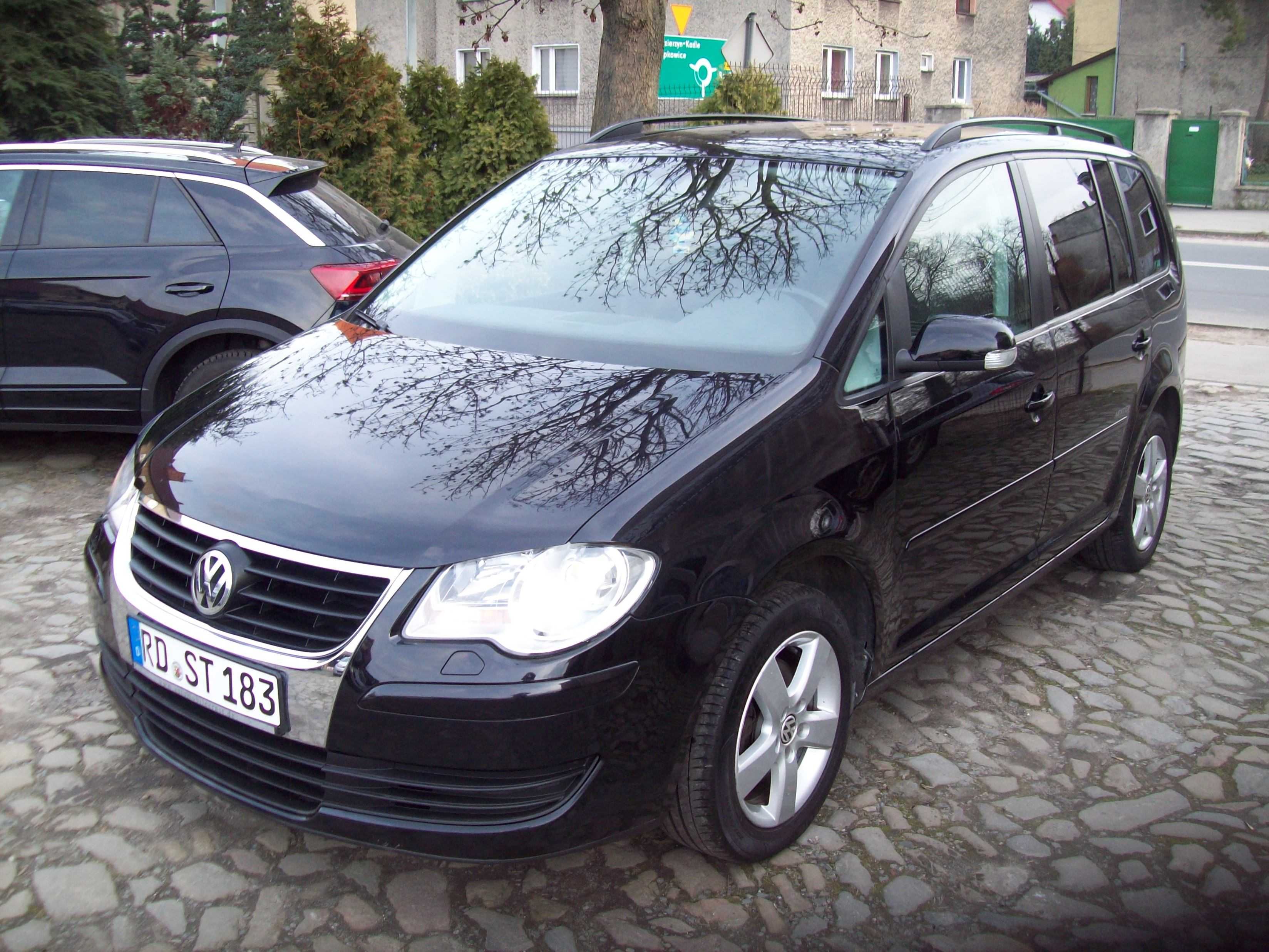 VW TOURAN 1,9 TDI UNITED 7 osobowy/stan idealny bez korozji