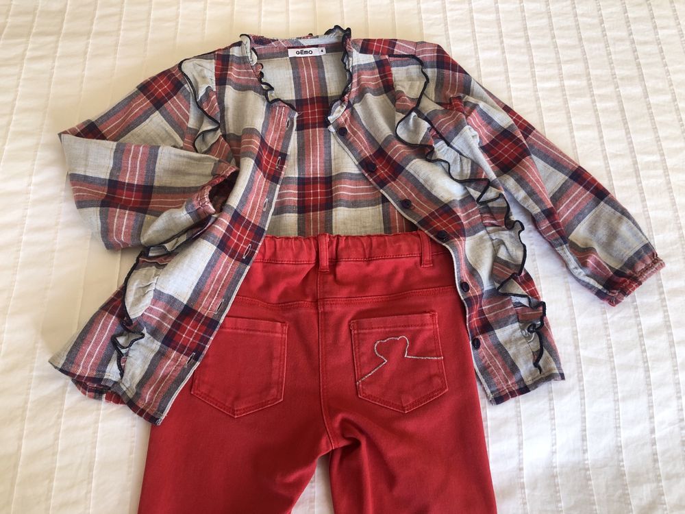 Conjunto 4 anos calcas LuluCastagnette e blusa gémo