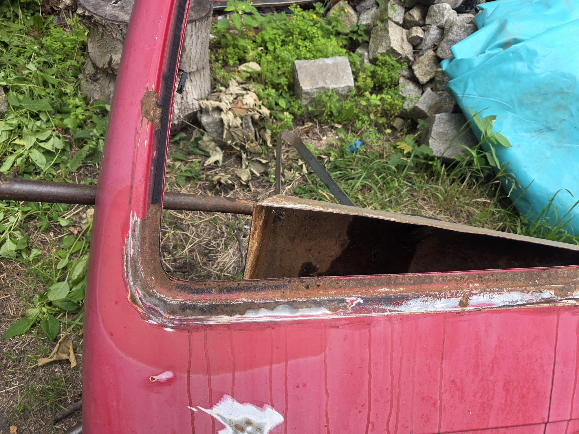Klapa tyl vw t4 multivan