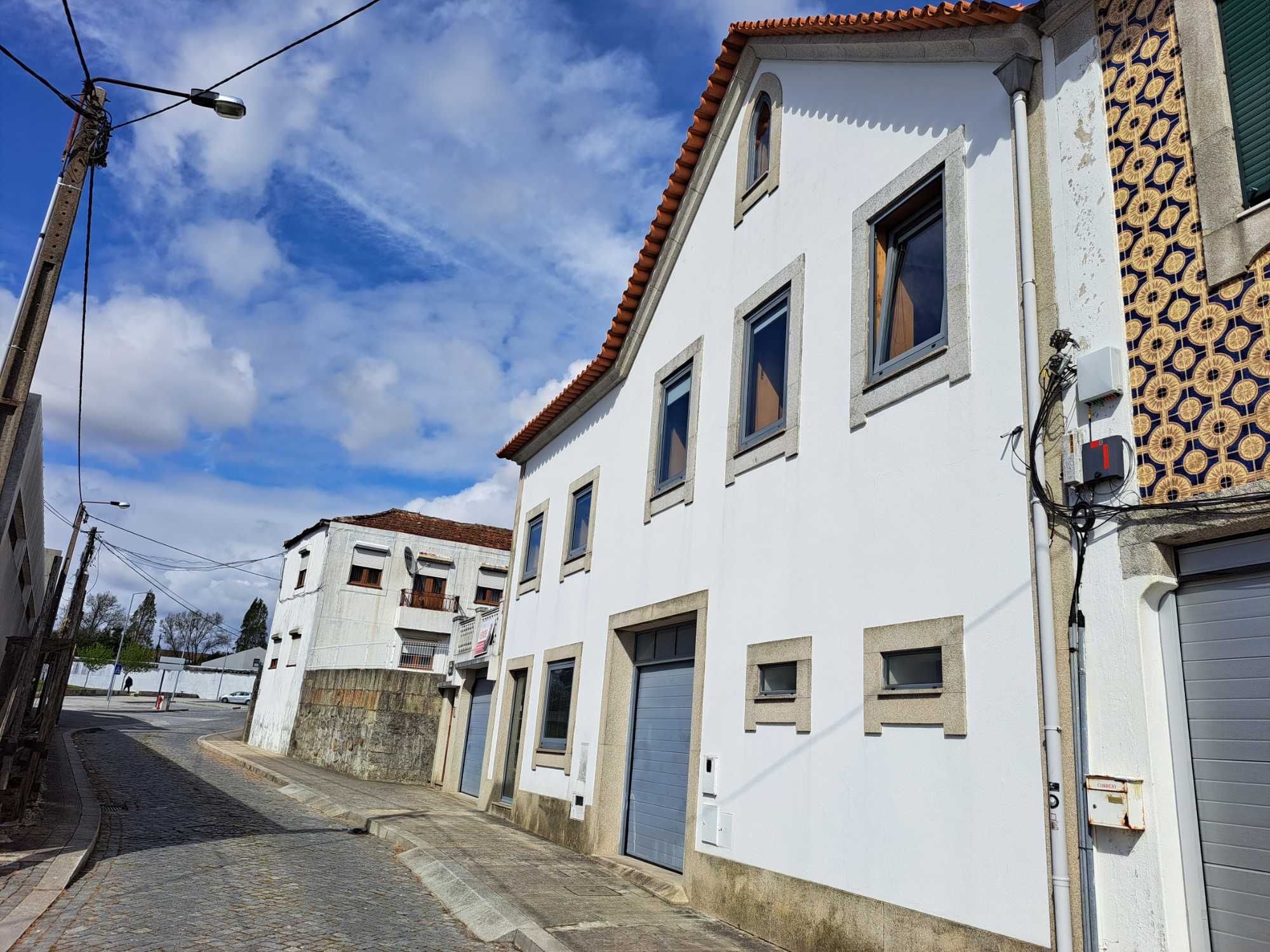 Arrendo cama em Quarto partilhado com 2 camas terraço a 8 mi NorteShop