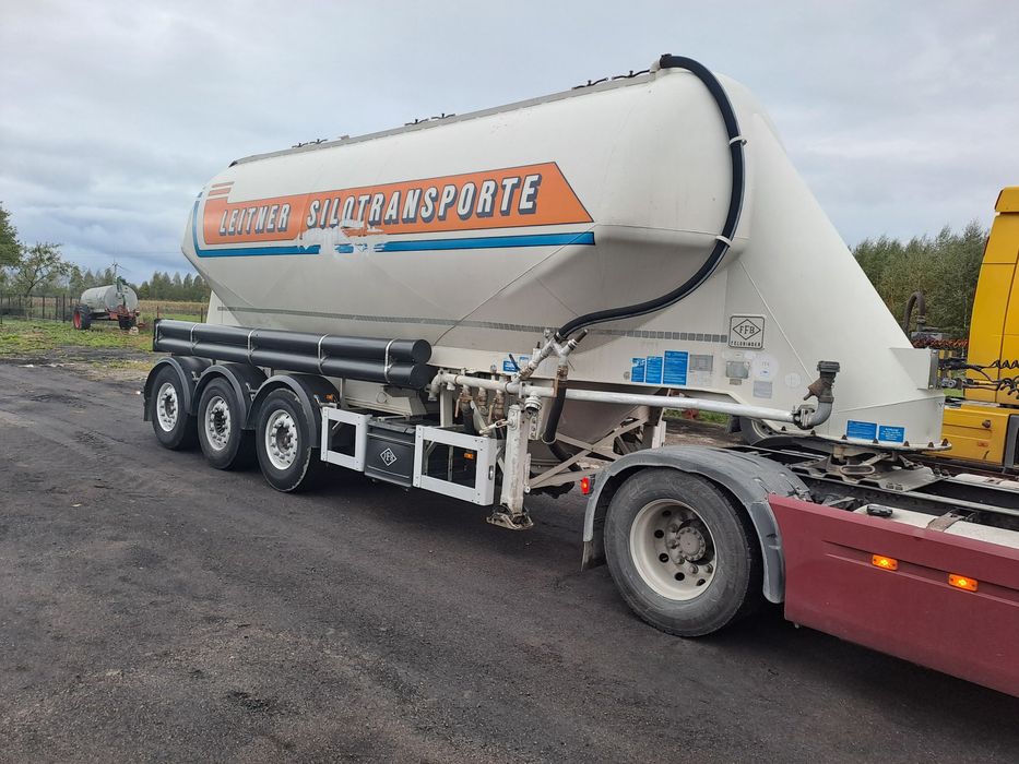 Feldbinder 35m3 2001 rok cementonaczepa spitzer omeps kassbohrer