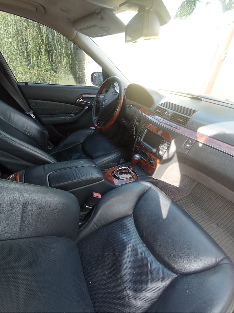 Продам власне авто Mersedes-Benz w220 s400