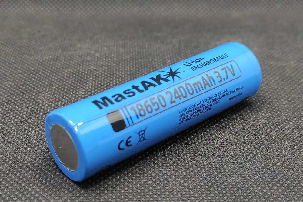 Аккумулятор 18650 3,7V 2400mAh Mastak (БЕЗ ЗАЩИТЫ)