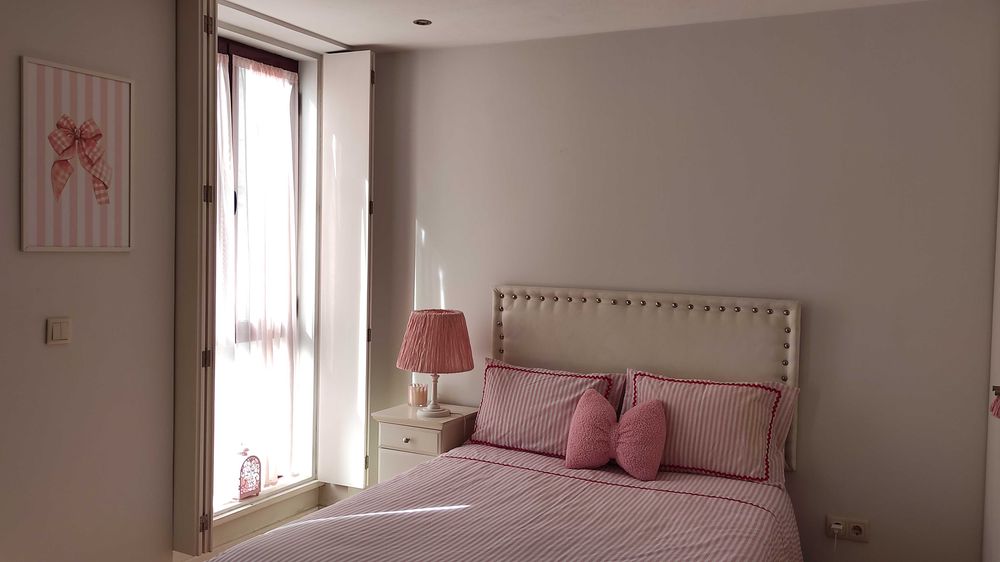 Cabeceira de Cama beje