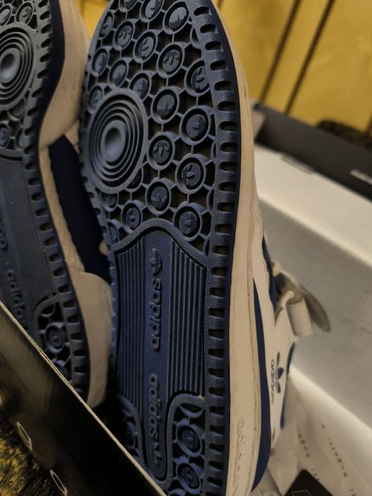 Кроссовки Адидас 42 размер