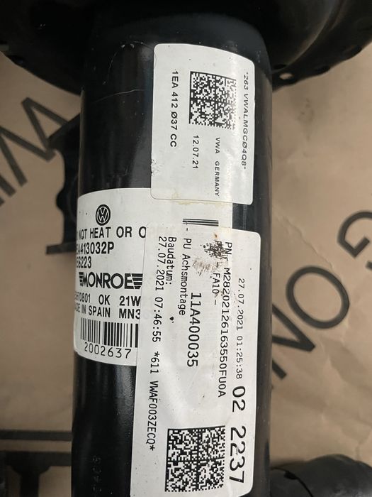 Передні амортизатори Фольксваген ід 4 ,Q4 E-Tron