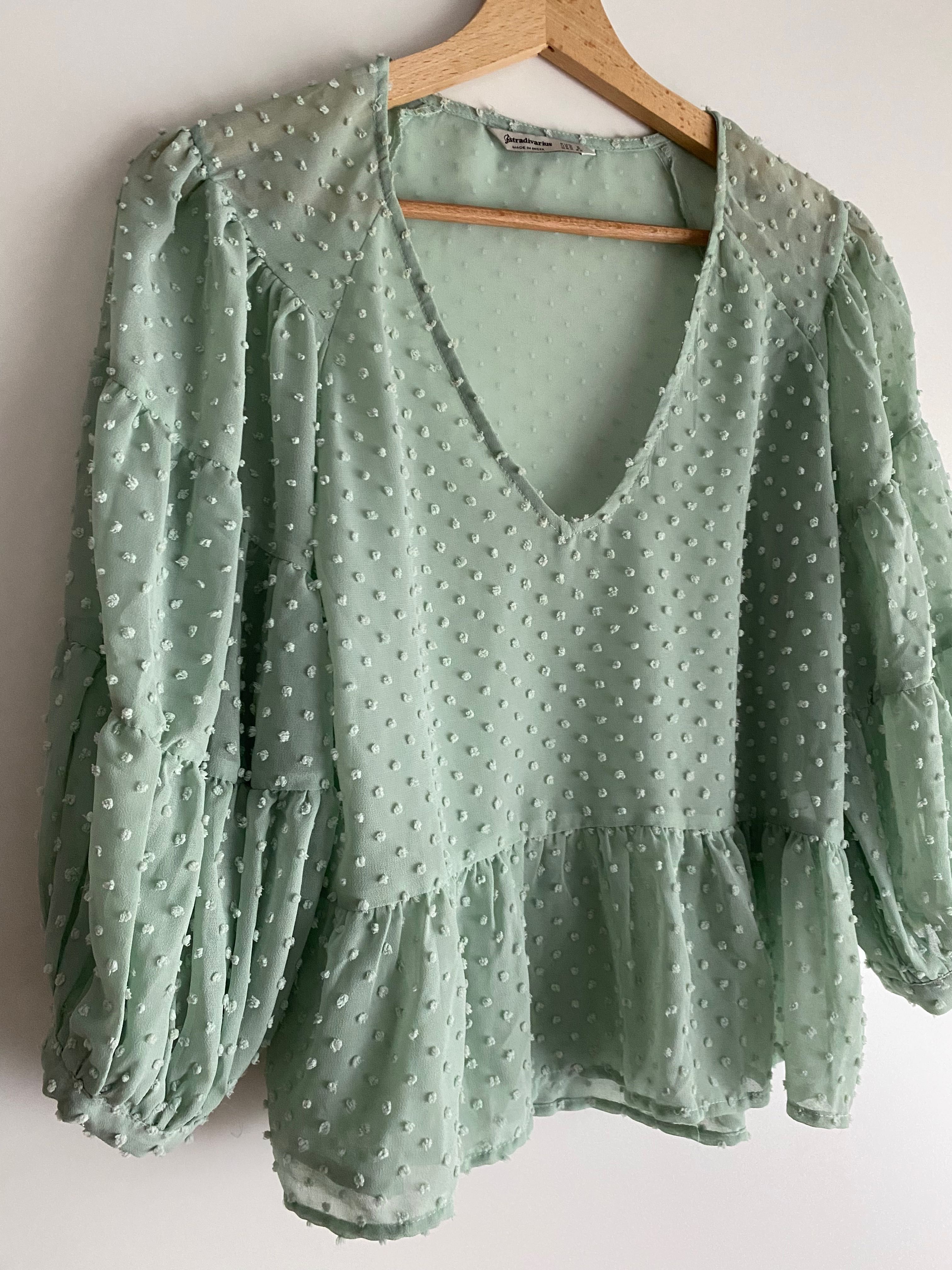 Blusa verde Stradivarius