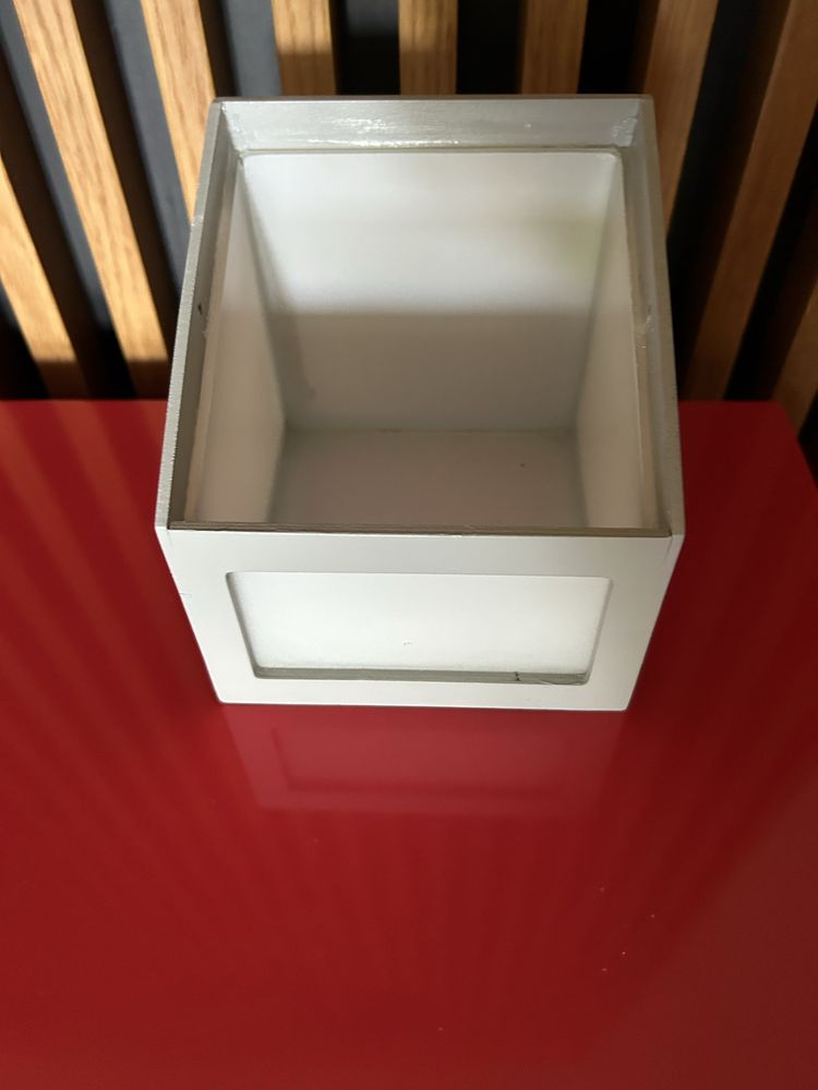 Oswietlenie, lampa