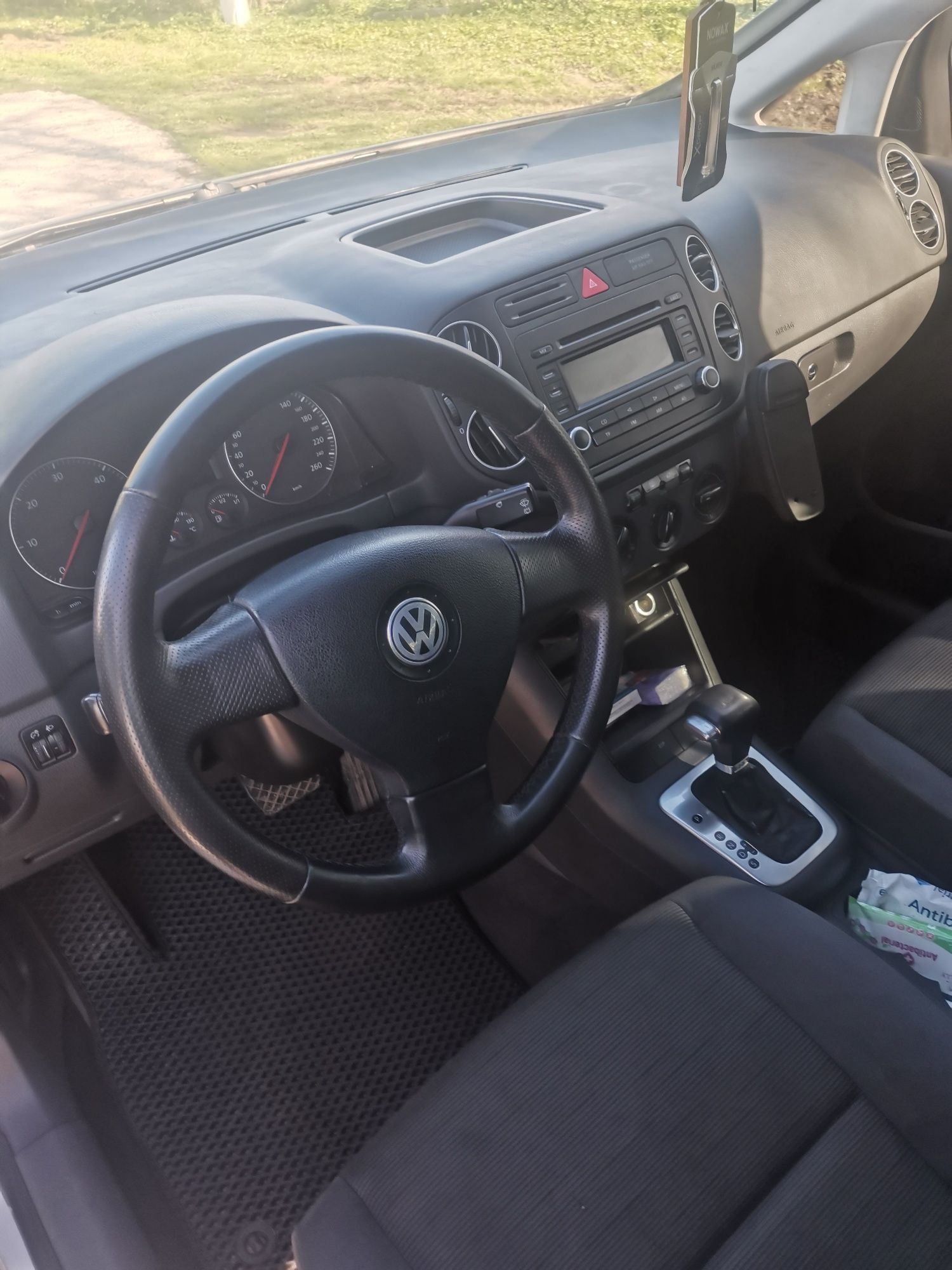 Volkswagen Golf Plus автомат DSG 6