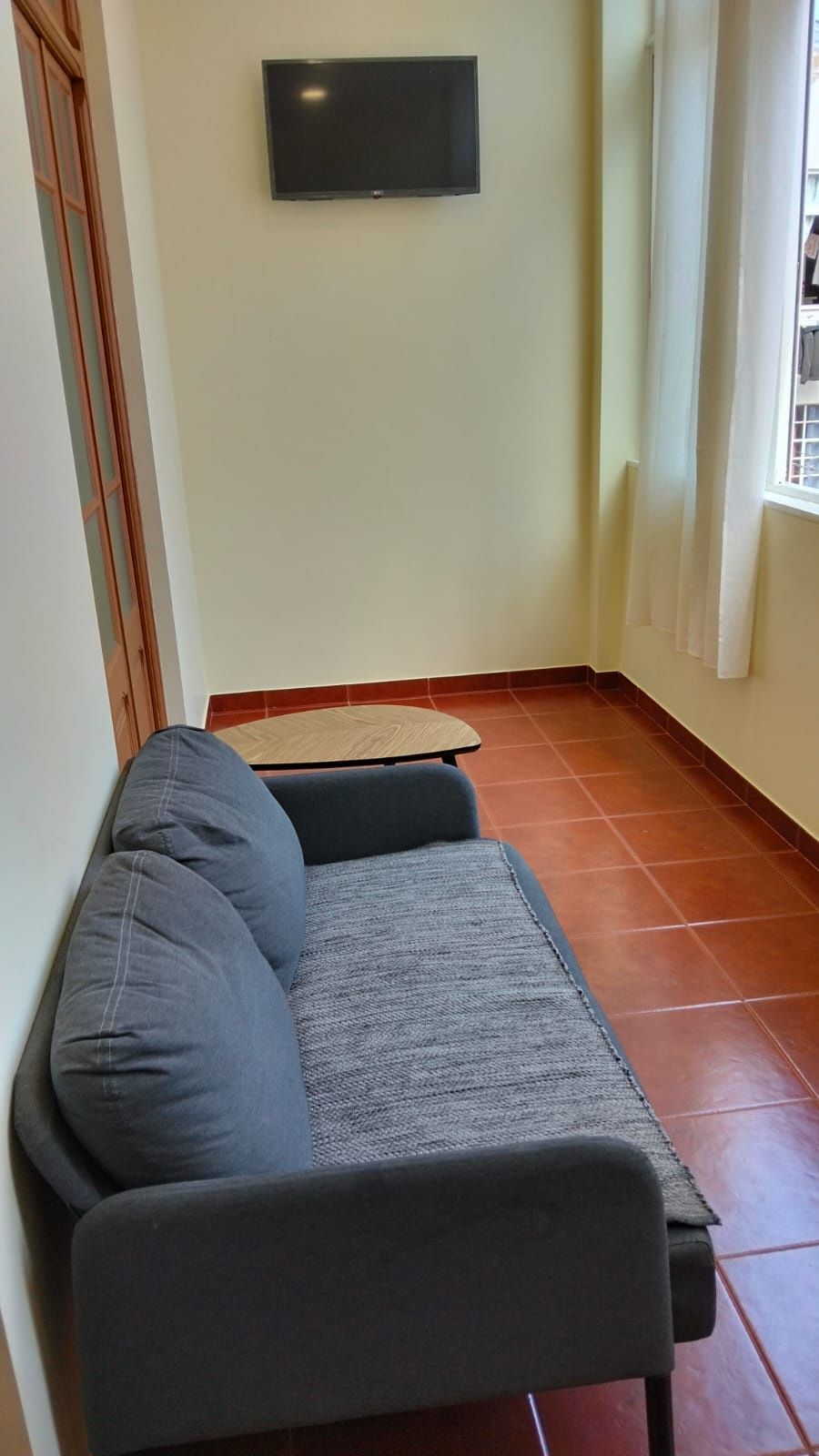 Arrenda-se quarto