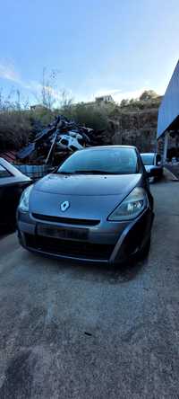 Renault clio 3 1.5 dci 2010