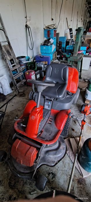 Husqvarna R16C AWD + siewnik + opryskiwacz – Zestaw 100% sprawny