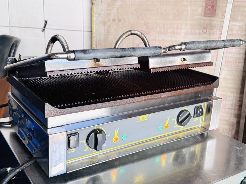 Grill Kontaktowy podwujny Roller Majestic R 4 kW/400V do Kebaba Profes
