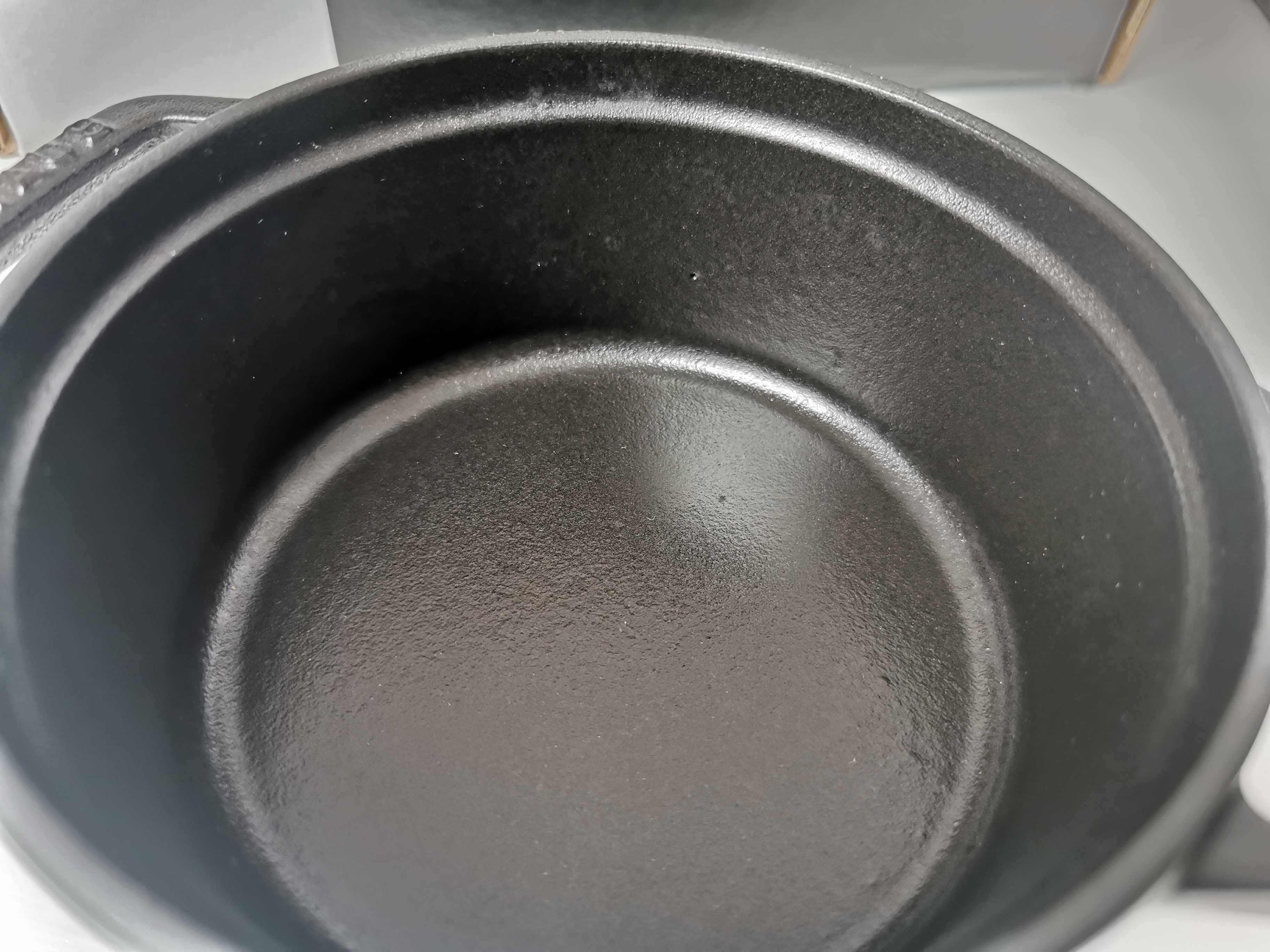 garnek Staub mini cocotte 400ml 12cm