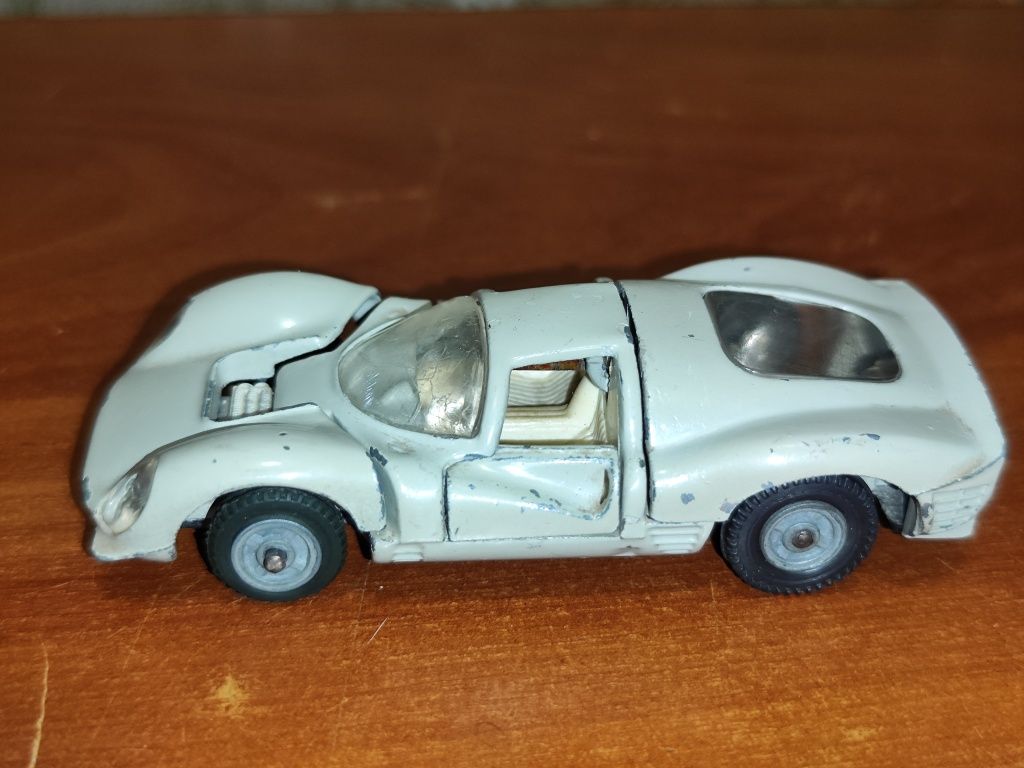 Продам игрушка модель СССР Ferrari