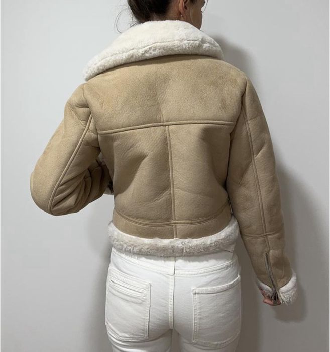 Дублянка Bershka Дубленка