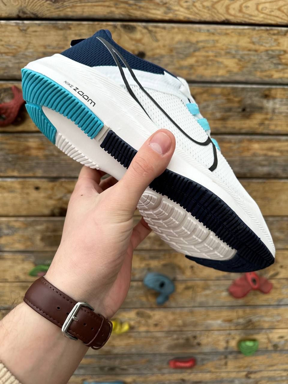 Кросівки Nike Air Zoom 

• made in Vietnam
• Вес