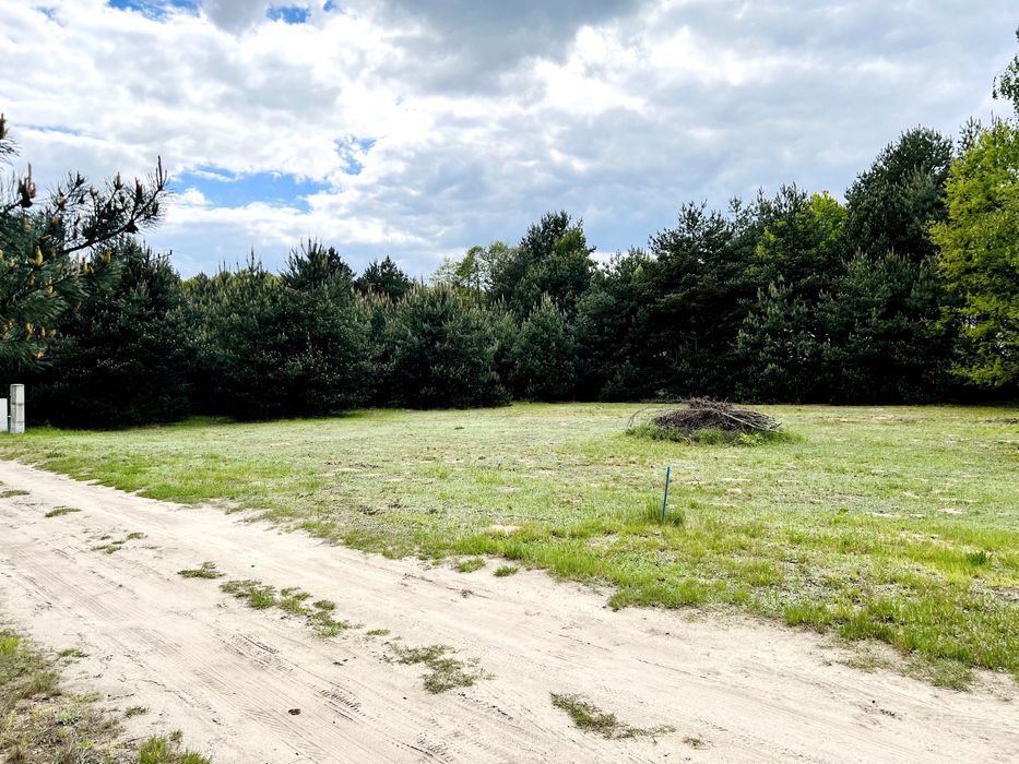 Działka budowlana 800m2 w Puszcza Mariańska, media