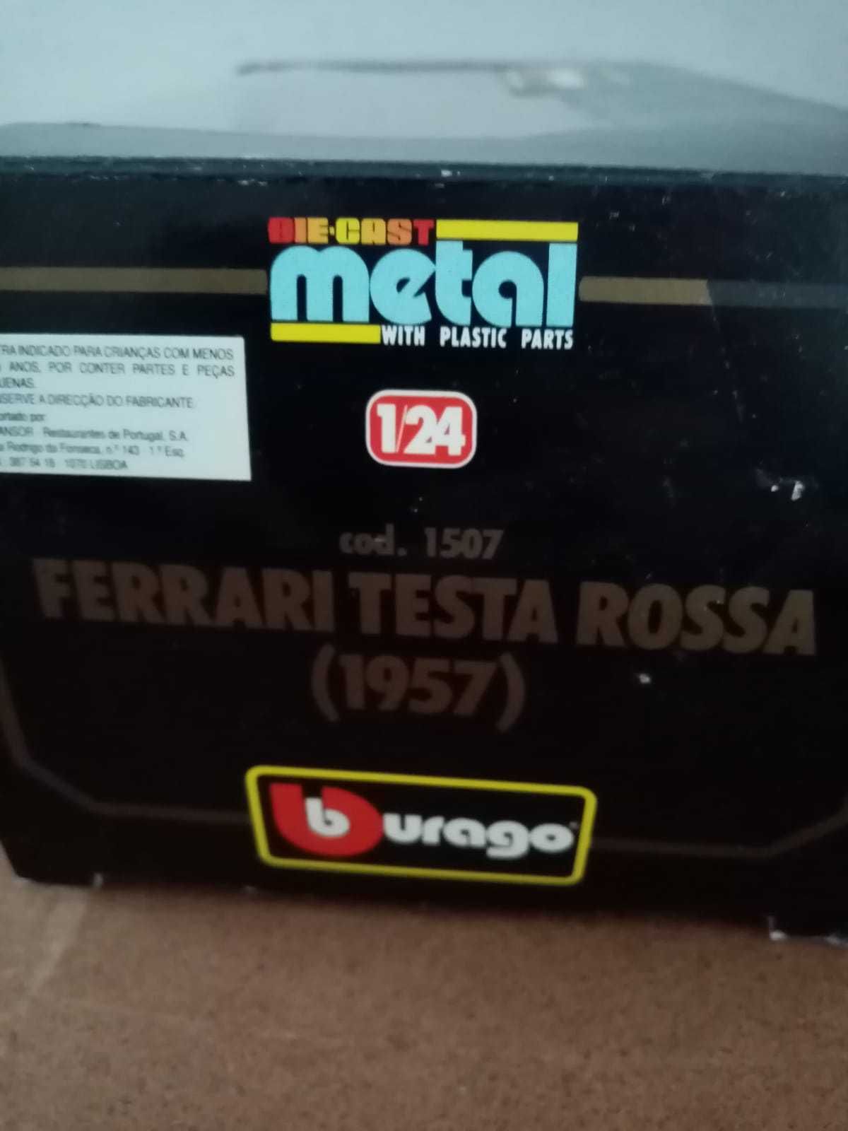 miniatura automóvel: Ferrari Testa Rossa, da Burago, ainda na caixa