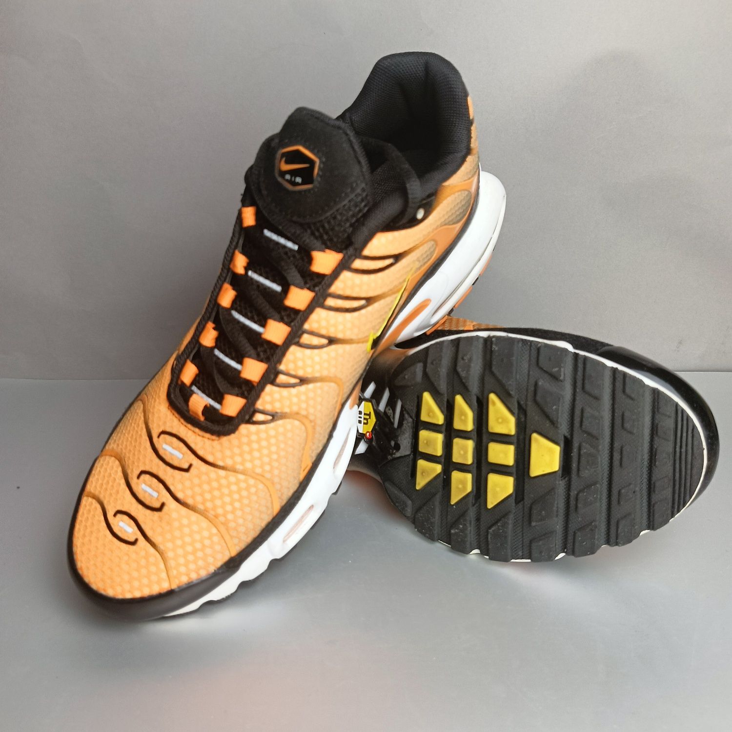 Nike Air Max Plus Tn r. 44 świetny kolor!