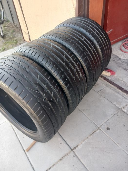 Шини р18 255/45 Хенкук Літо 20 рік