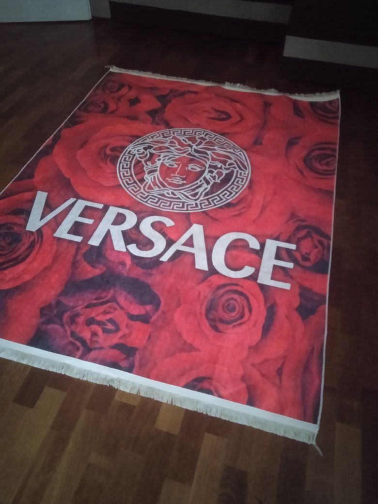 Dywany do salonu Versace 190 x 150 cm. PROMOCJA 159 zł.