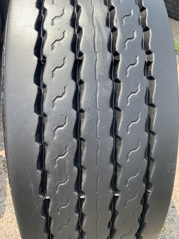 208. 385/65/22,5 grupa Michelin