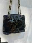 Torba Chanel na ramię lakierowana vintage skórzana