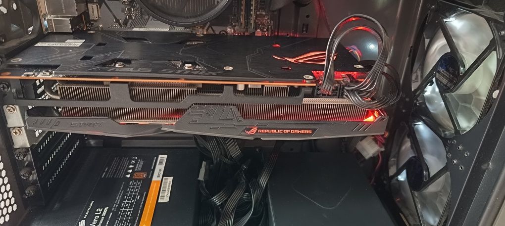 Wydajny PC Rzyen 5 5600X 4600mhz,16gb ddr4,Asus Strix RX 5700 XT 8gb