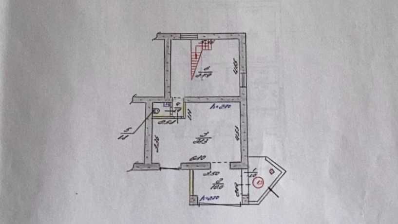 Комерційне дворівневе приміщення в центрі міста (вул. Перемоги).