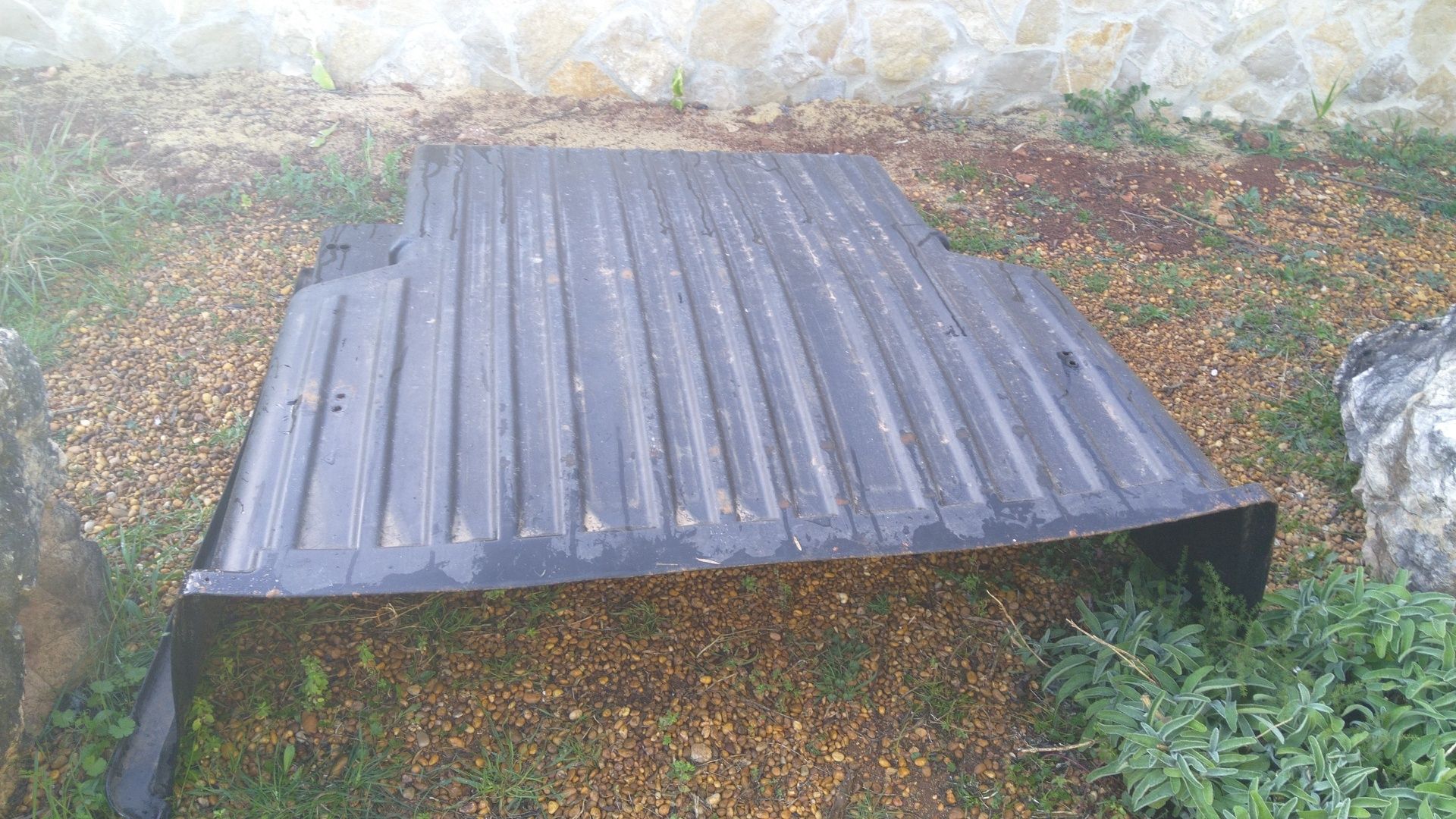 Resguardo de caixa metálica Toyota Hilux