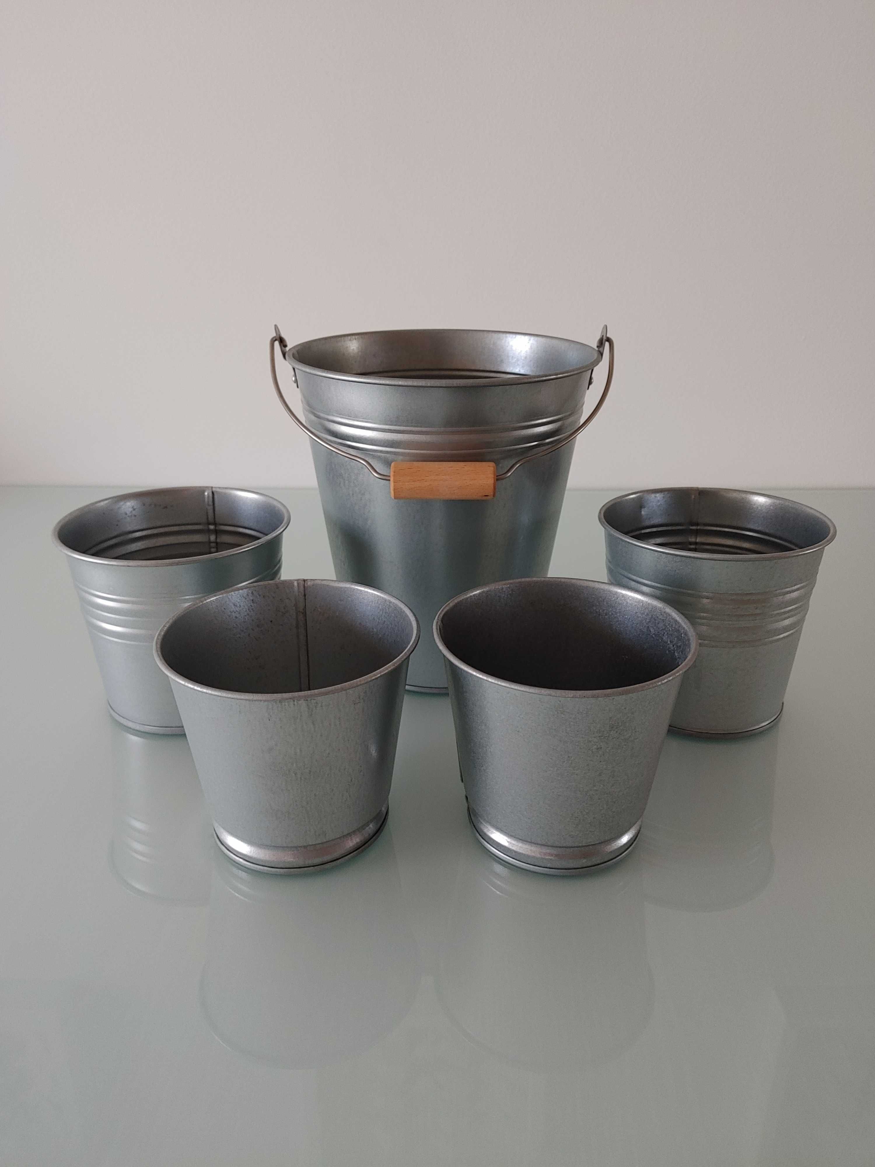 Conjunto 5 vasos em metal IKEA