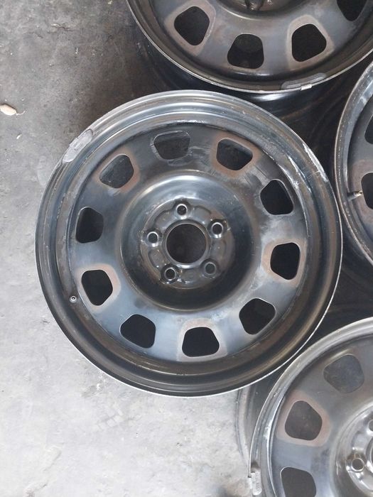 R 17  dodge   5*114,3    6,5 j   ET 39   dia 67. Ціна за 4 шт. 6800.