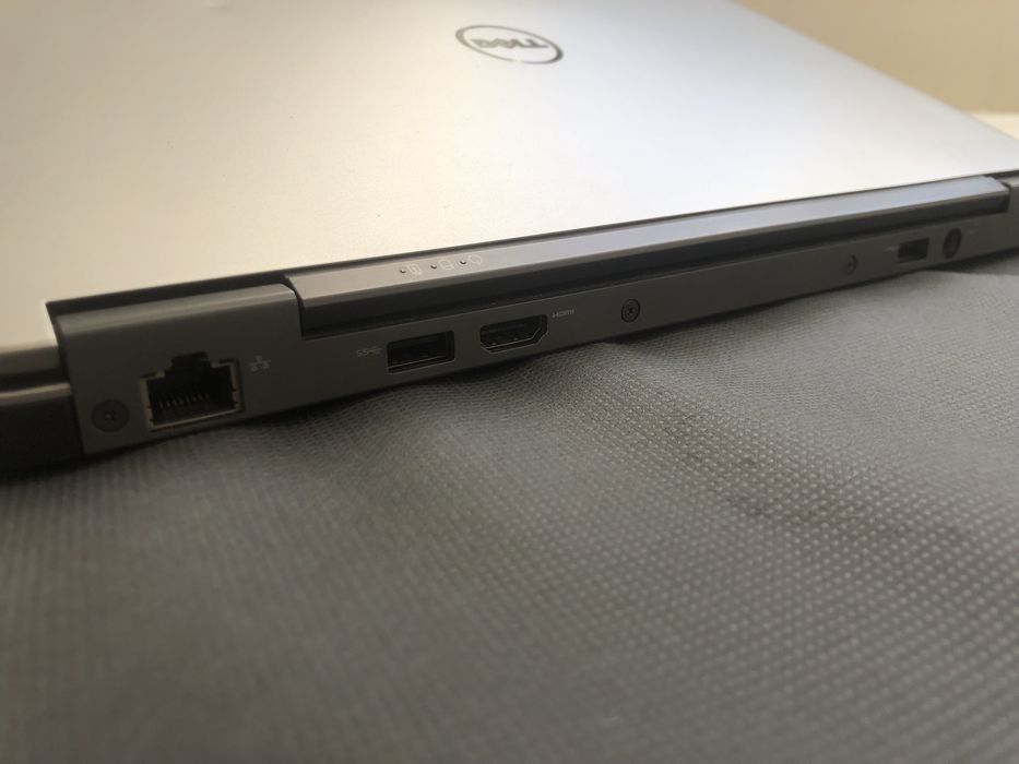 Dell Latitude i5 SDD 128GB 8Gb RAM Tablet