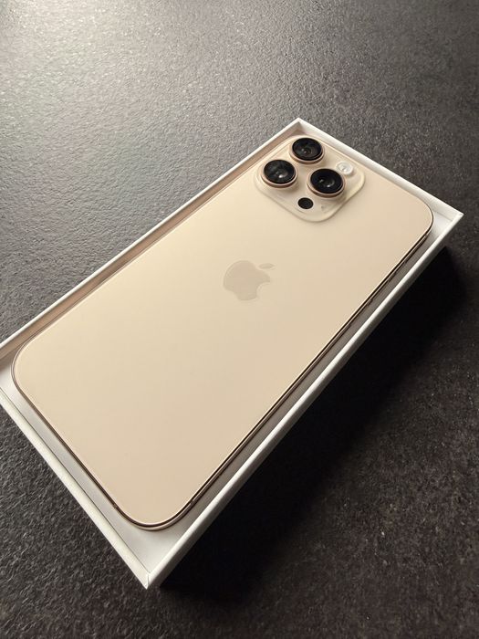 Apple iPhone 16 Pro Max 1TB 6,9" 48Mpix Tytan pustynny