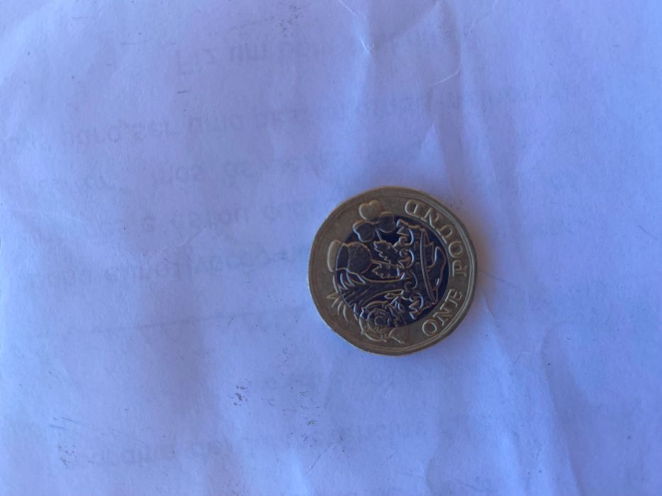 Oportunidade de moeda rara, Rainha Elizabeth II 2016, one pound.