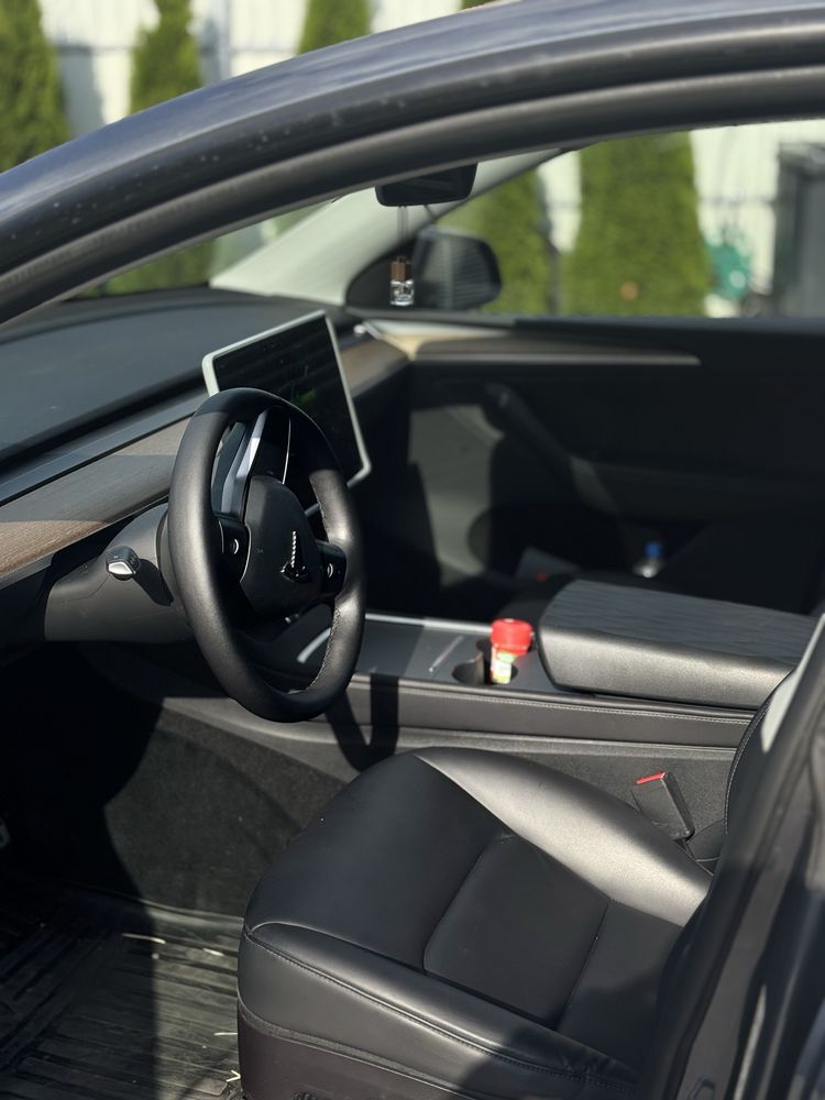 Tesla Model Y Long Range Dual Motor 2022 Ідеальний стан 10/10