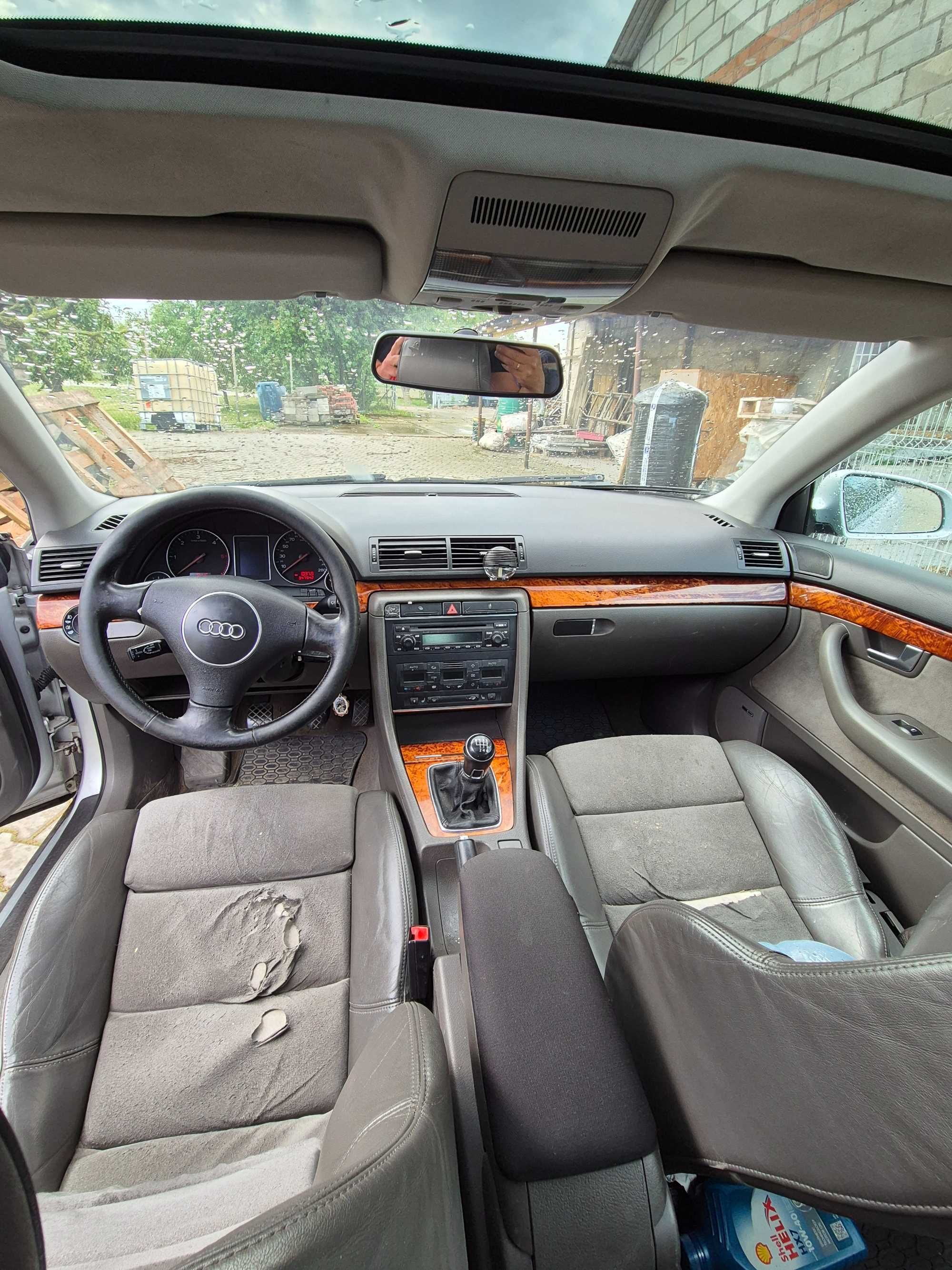 Sprzedam audi a4 b6 1.9 130km 2002r  11000zl do negocjacji xenon