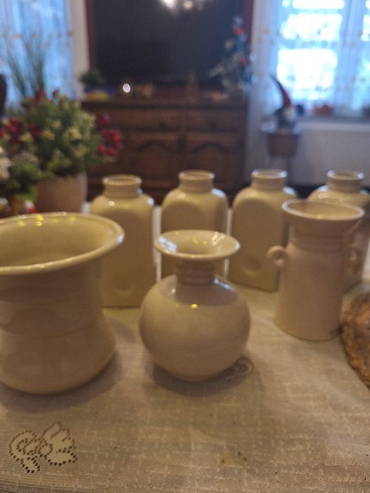 Kpl.wazonikow ceramicznych 7 szt - 59 zl