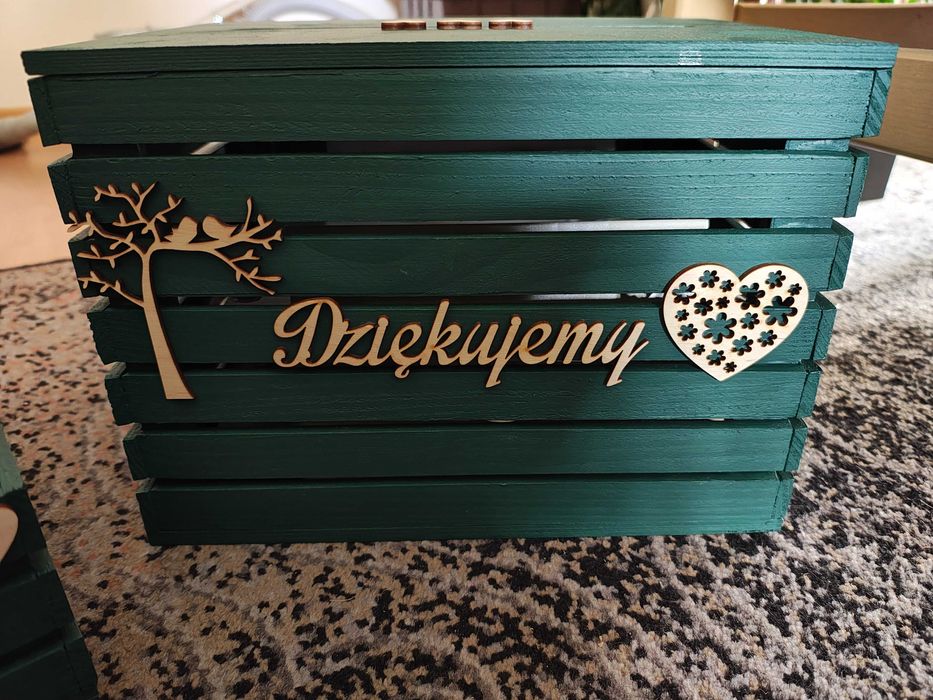 Skrzynka na koperty i koszyk ratunkowy
