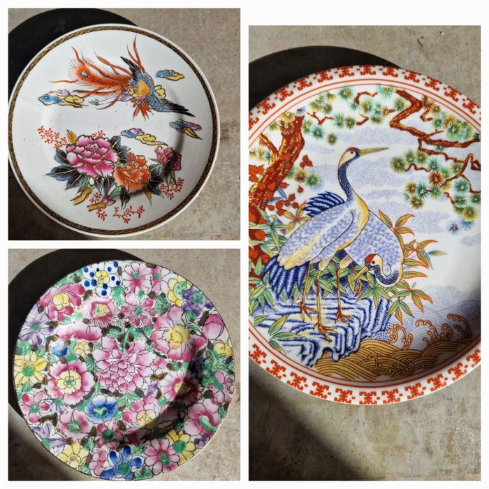 Pratos decorativos  aprox 17cm