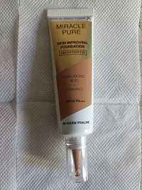 Продам тональный крем Max Factor skin improving foundation warm pralin