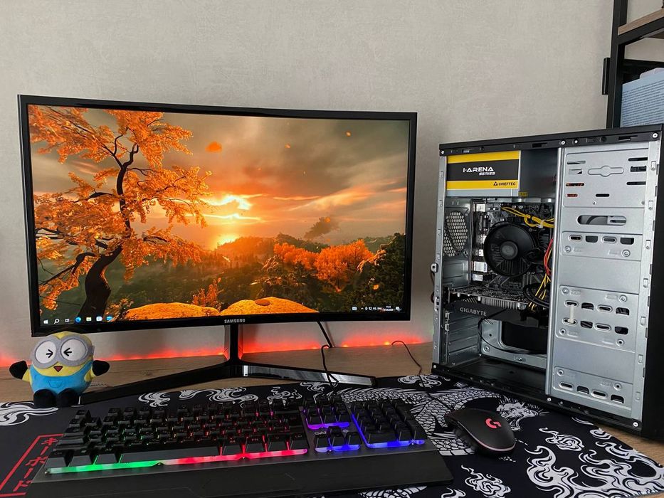 Комп'ютер для роботи та ігор