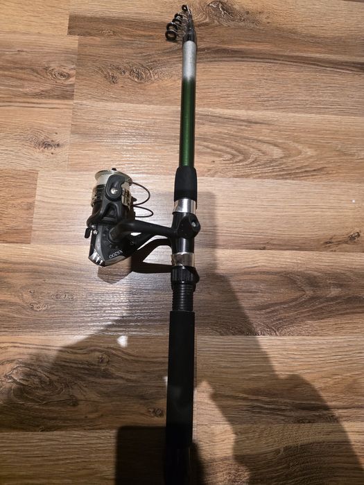 Wędka teleskopowa z kołowrotkiem