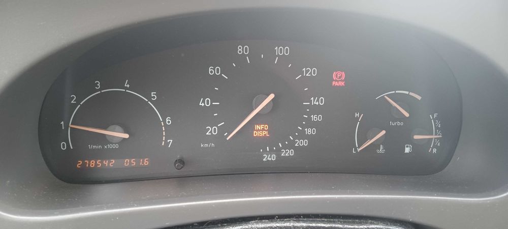 Saab 95 aero
2.3 turbo gasolina/GPL
250cv