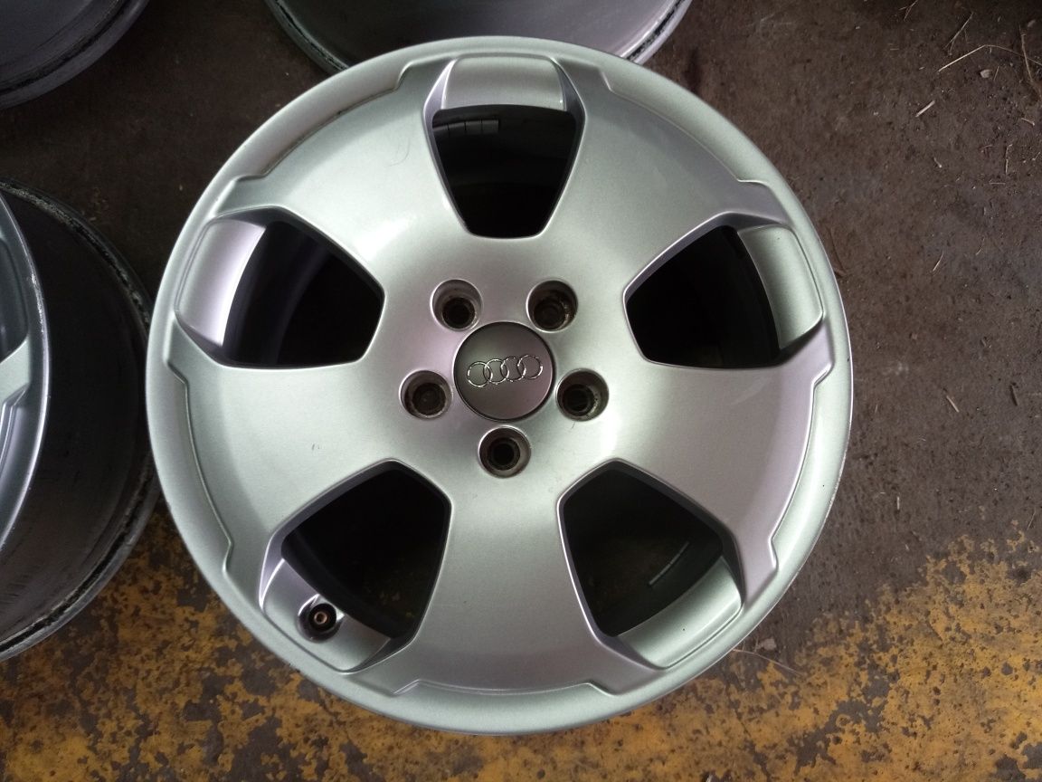 Felgi 17" Audi A3-8P VW Sharan T4 inne