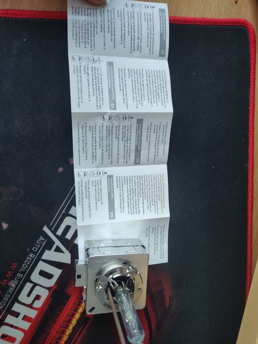 PКсенонова лампа HILIPS D1S 85 V 36 W PK32d-2 85415XV2C1