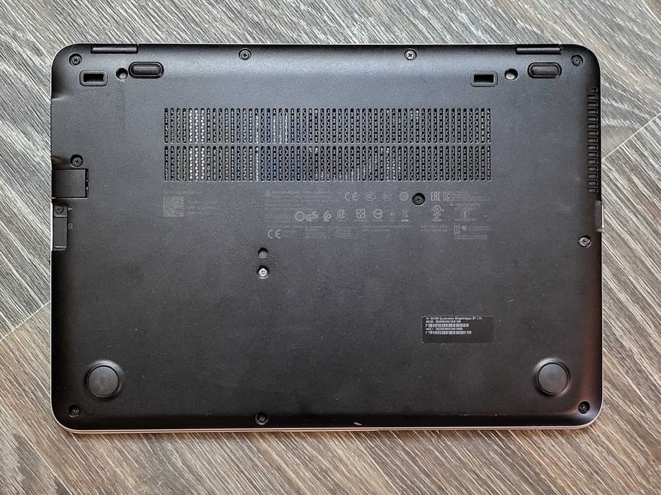 Продам HP EliteBook 820G3 под восстановление