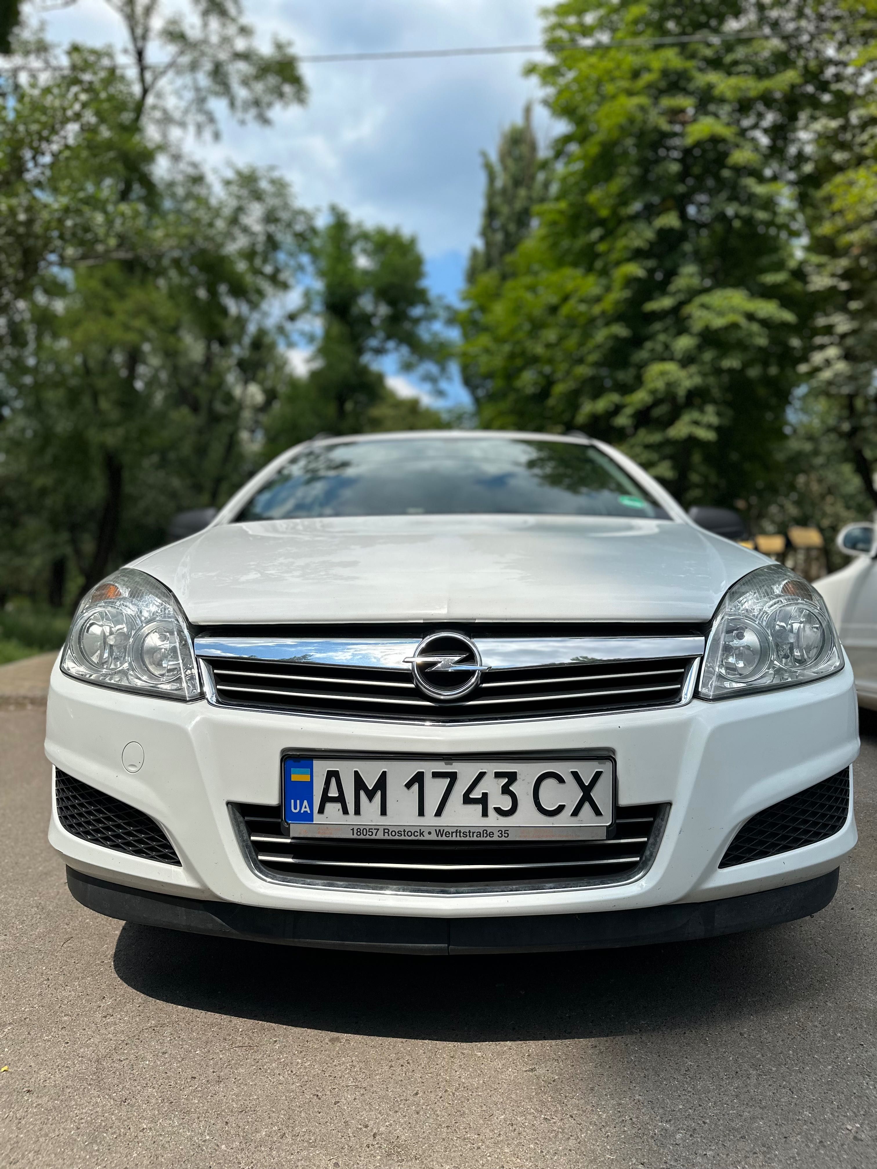 Opel Astra H 1.6 Газ/Бензин 2009