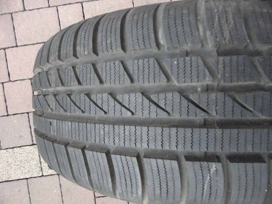 205/55R16 Hankook Ice Bear W 300